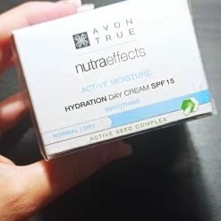 Vendora ενυδατική κρέμα ημέρας SFP15 Avon