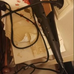 Vendora Πρεσα κι ηλεκτρονικό σίδερο για μπουκλες