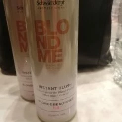 Vendora Blonde Me.. Instant Blush Blonde Beautifier