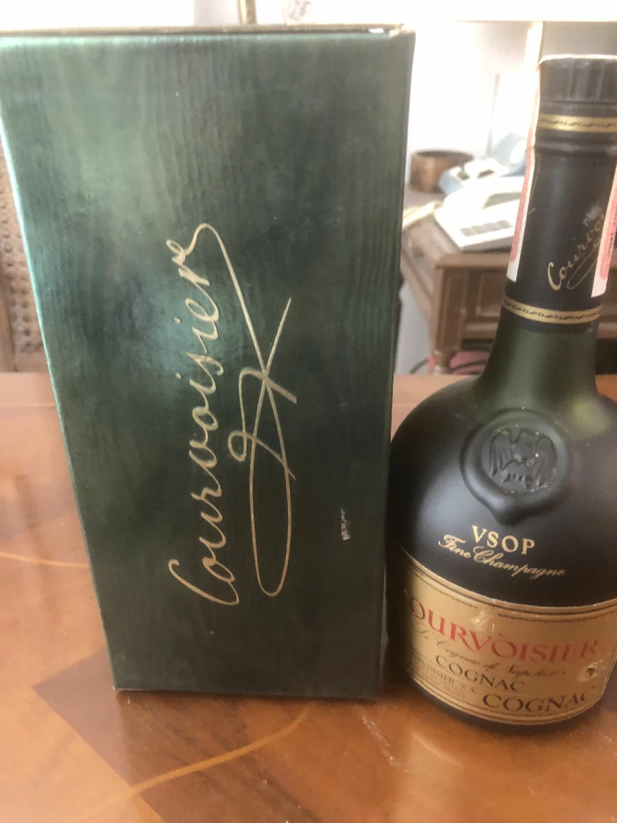 Vendora Κονιάκ Courvoisier Παλαιό 1970 σφραγισμένο διατηρημένο τελεια