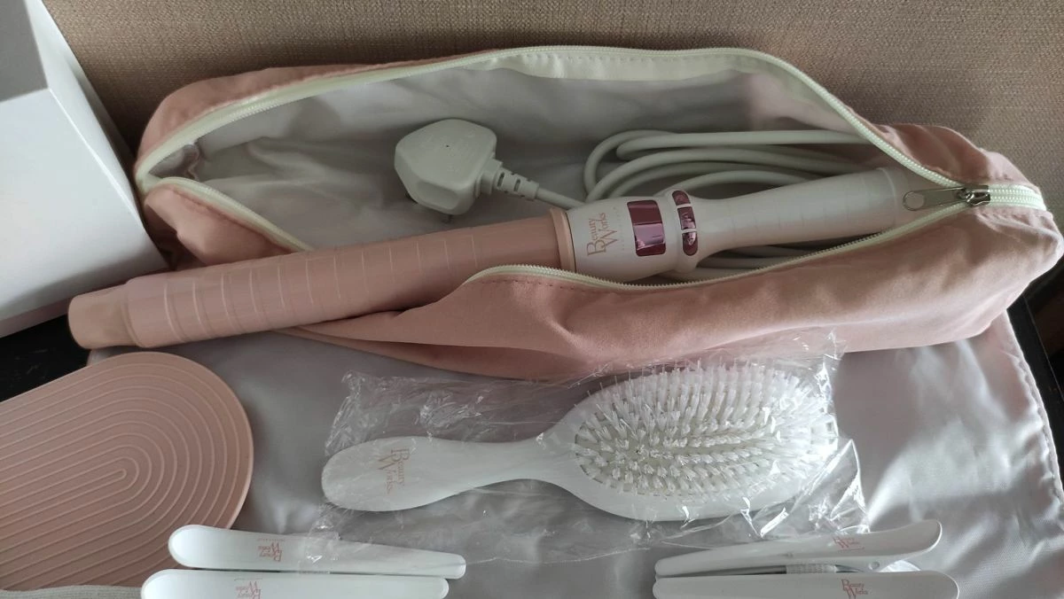 Vendora BEAUTY WORKS X MOLLY-MAE ΨΑΛΙΔΙ ΚΑΙΝΟΥΡΓΙΟ ΓΙΑ ΜΠΟΥΚΛΕΣ - Image 4