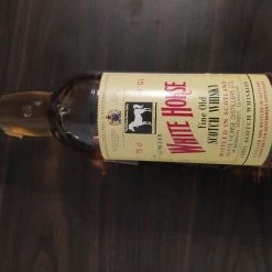 Vendora ουίσκι White Horse.