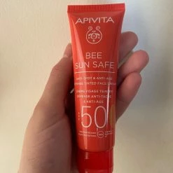 Vendora Αντηλιακό προσώπου Apivita