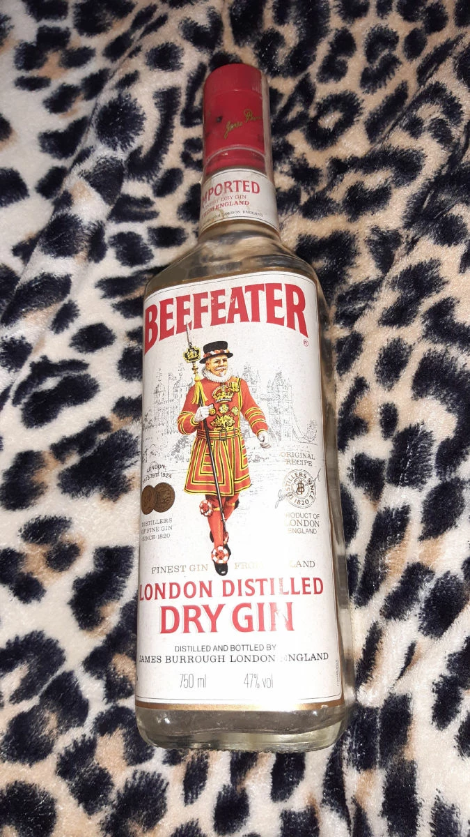 Vendora BEEFEATER GIN απο το 1992 σφραγισμενο