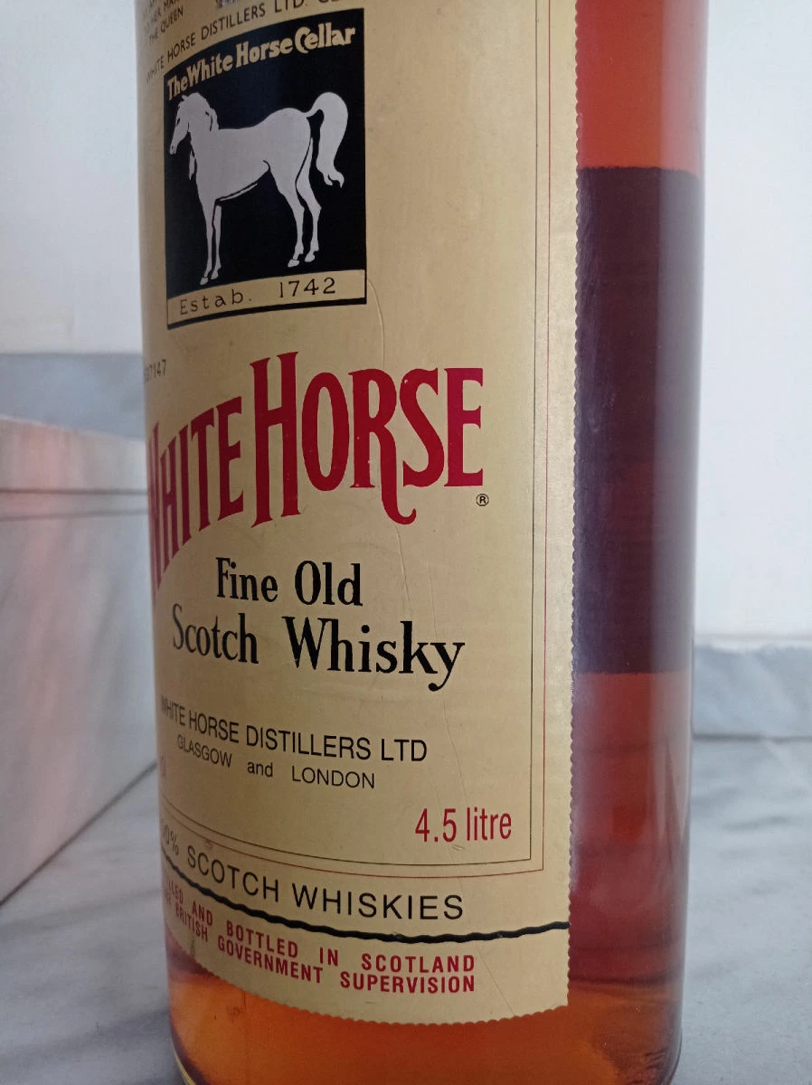 Vendora WHITE HORSE ουίσκι 4,5 Lit - Image 3