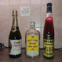 Vendora ΣΠΑΝΙΑ ΣΥΛΛΕΚΤΙΚΑ ΜΠΟΥΚΑΛΙΑ ΠΩΛΟΥΝΤΑΙ (METAXA,CAMBAS,BOLS)