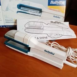 Vendora Συσκευή για ισιωμα και φορμάρισμα μαλλιών, επώνυμη ,με επιπλέον ατμό. Αριστη κατάσταση.