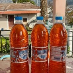 Vendora Κρασί Ρετσίνα ντόπιο σε 1.5 λίτρο