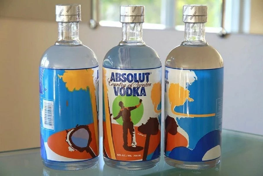 Vendora ABSOLUT VODKA GREENSAVER By K. BHTA ** ΣΦΡΑΓΙΣΜΕΝΗ ΣΥΣΚΕΥΑΣΙΑ / ΣΠΑΝΙΑ ΣΥΛΛΕΚΤΙΚΗ ΦΙΑΛΗ 2008 ΕΚΔΟΣΗ ** - Image 2