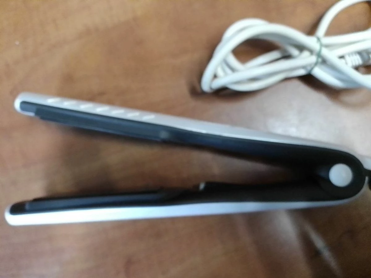 Vendora Σετ περιποίησης μαλλιών, (πρέσσα, πιστολάκι, βούρτσα) - Image 11