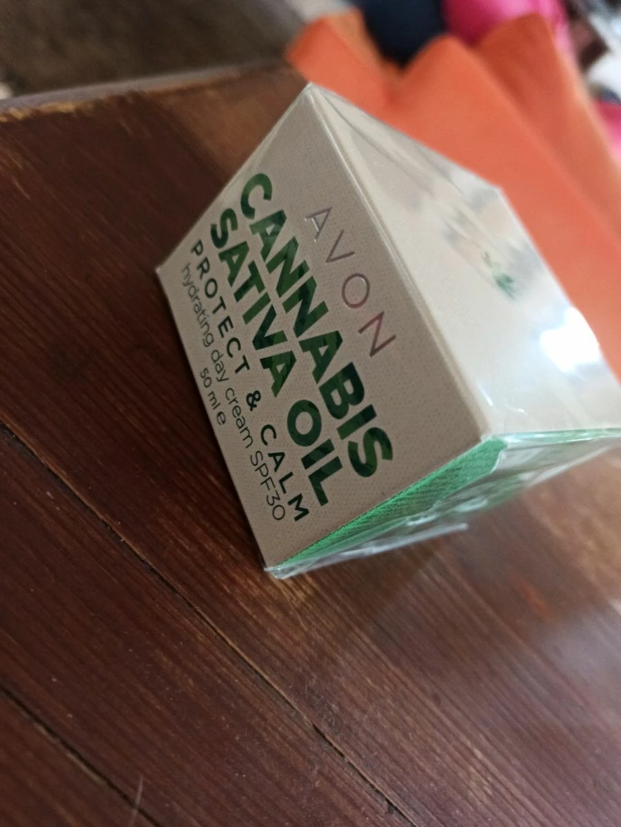 Vendora Κρέμα προσωπου με έλαιο κάνναβης - Image 2