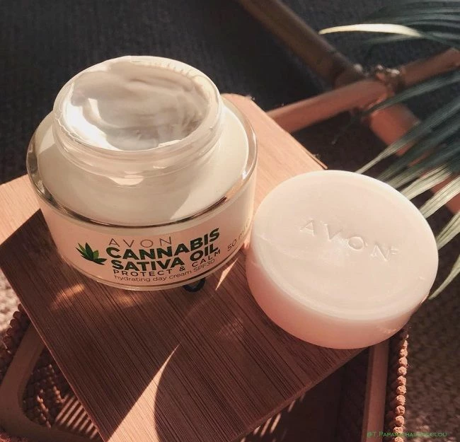 Vendora Κρέμα προσωπου με έλαιο κάνναβης