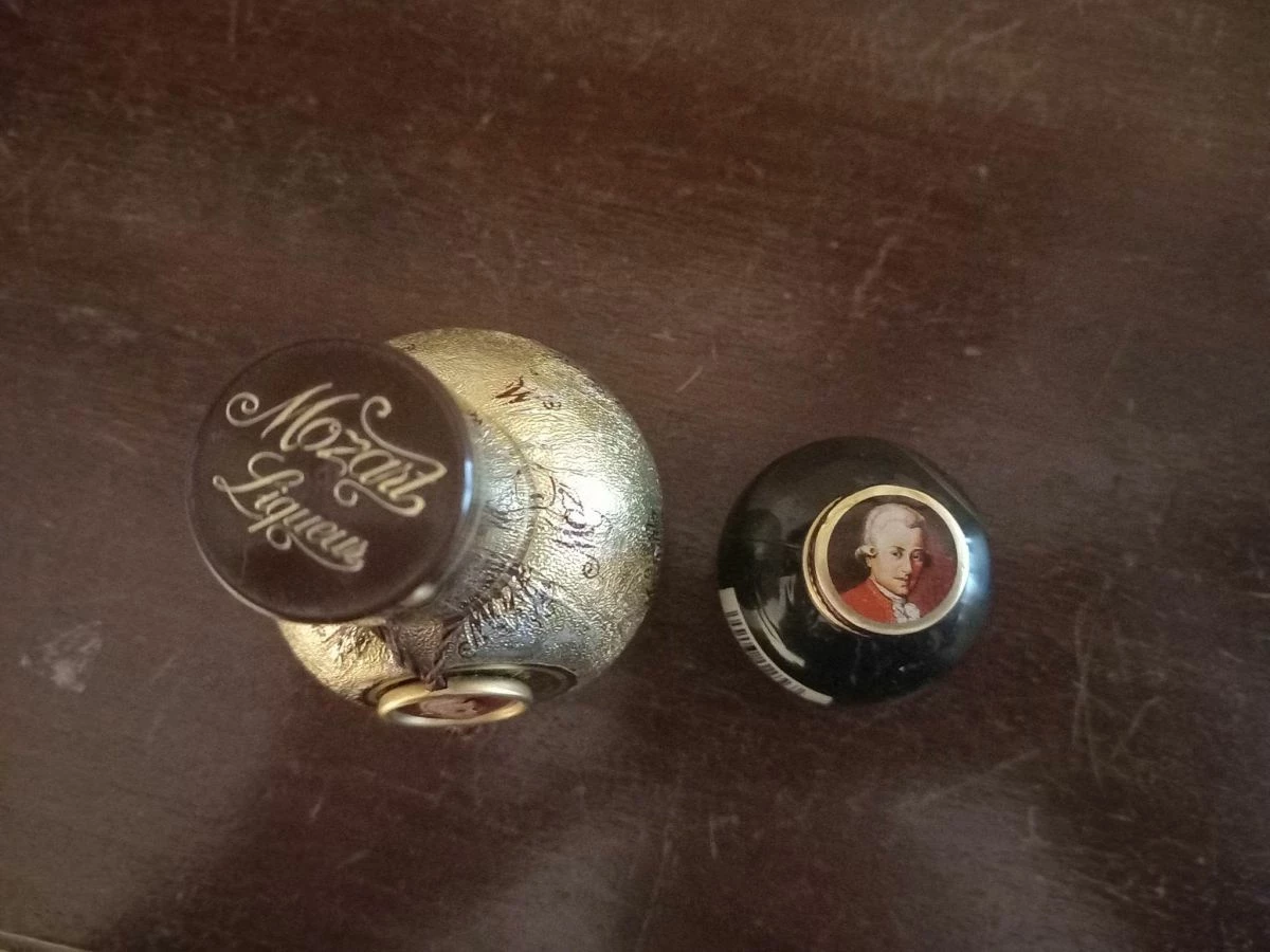 Vendora 2ΤΜΧ ΜΙΝΙΑΤΟΥΡΕΣ ΠΟΤΑ ΛΙΚΕΡ, ΔΕΚΑΕΤΙΑΣ ΤΟΥ ΄80. ΣΥΛΛΟΓΗ. - Image 2