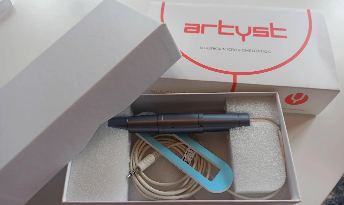 Vendora μηχανήματα Micropigmentation