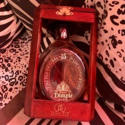 Vendora Dimple Deluxe 32 χρονών 40% 700ml Gift Box