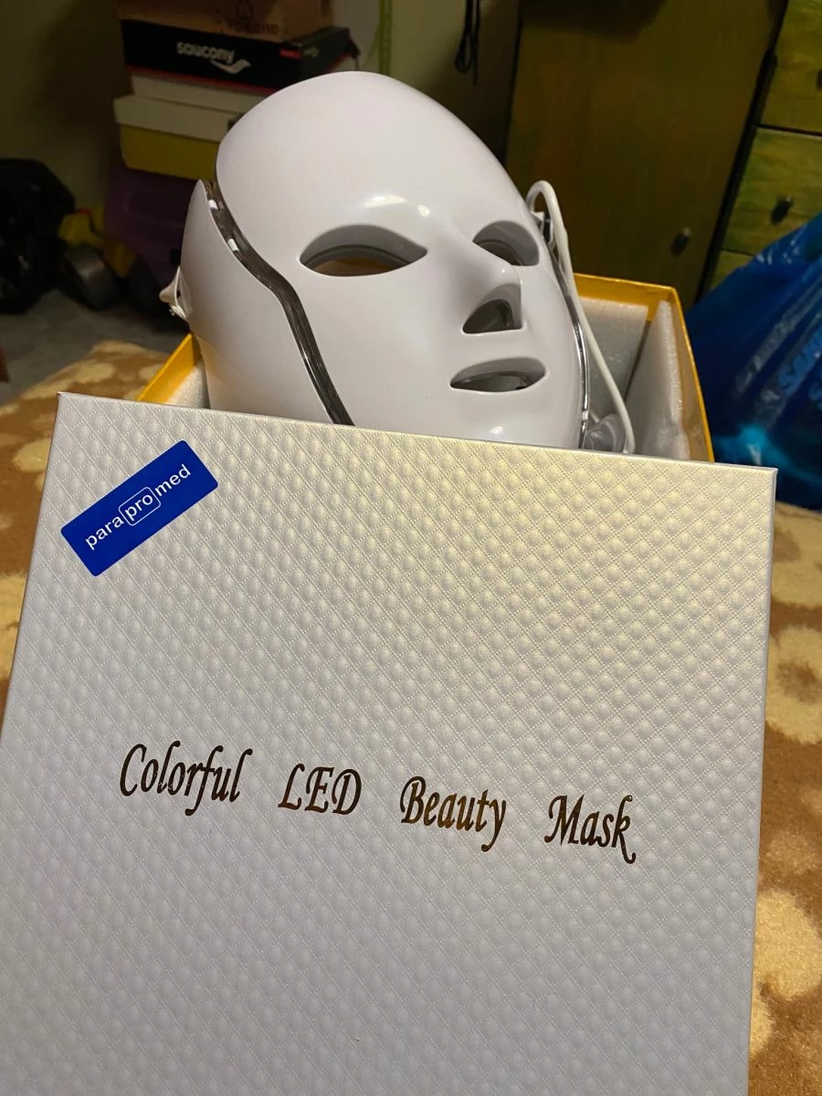 Vendora Μάσκα φωτοθεραπείας με LED (χωρίς επικίνδυνες UV),7 χρωμάτων με λαιμο.Βοηθαει την παραγωγή κολλαγόνου,πετυχαίνει συσφιξη,αραιωνει λεπτές γραμμές, εχει αντιβακτηριδιακη δραση.100% ασφαλής.καινουργια - Image 2