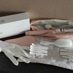 Vendora BEAUTY WORKS X MOLLY-MAE ΨΑΛΙΔΙ ΚΑΙΝΟΥΡΓΙΟ ΓΙΑ ΜΠΟΥΚΛΕΣ