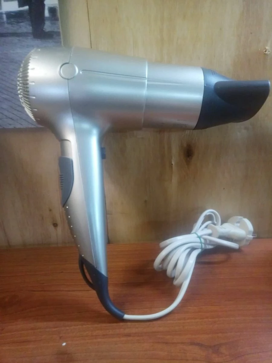 Vendora Σετ περιποίησης μαλλιών, (πρέσσα, πιστολάκι, βούρτσα) - Image 2